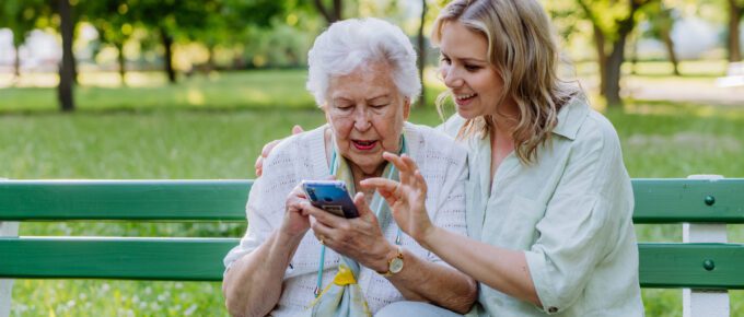 Tips for Buying A Cell Phone for A Senior