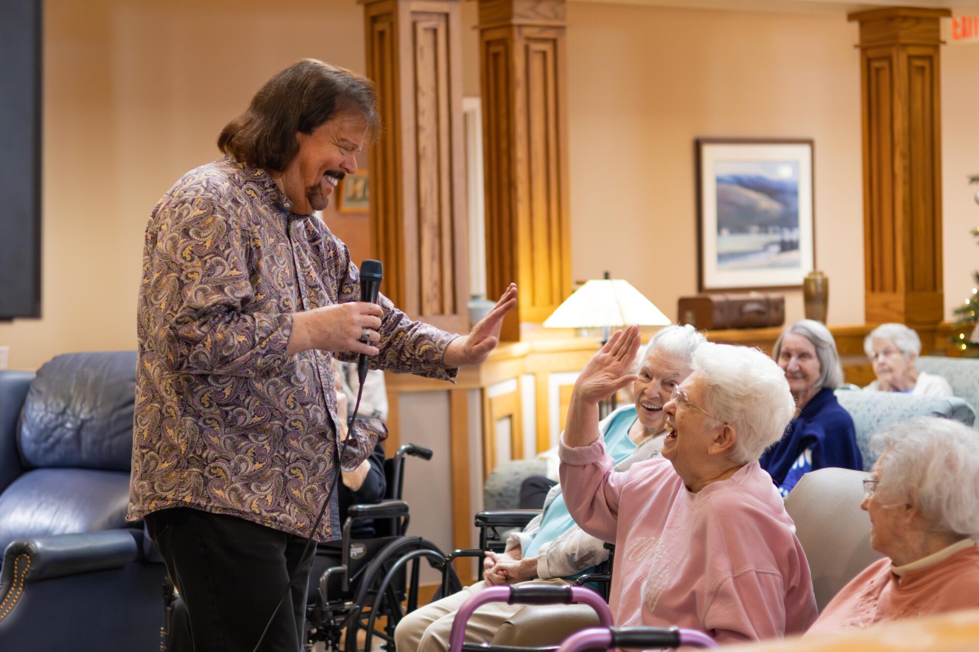 Tips for Buying A Cell Phone for A Senior